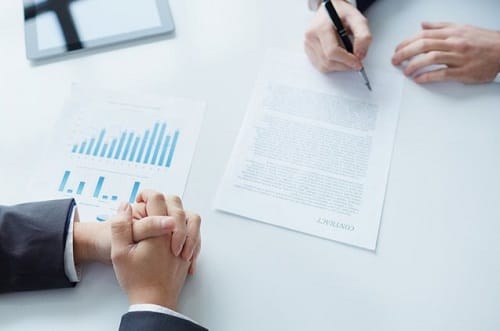 ما هو سند صرف راتب وسند القبض والفرق بينهما؟